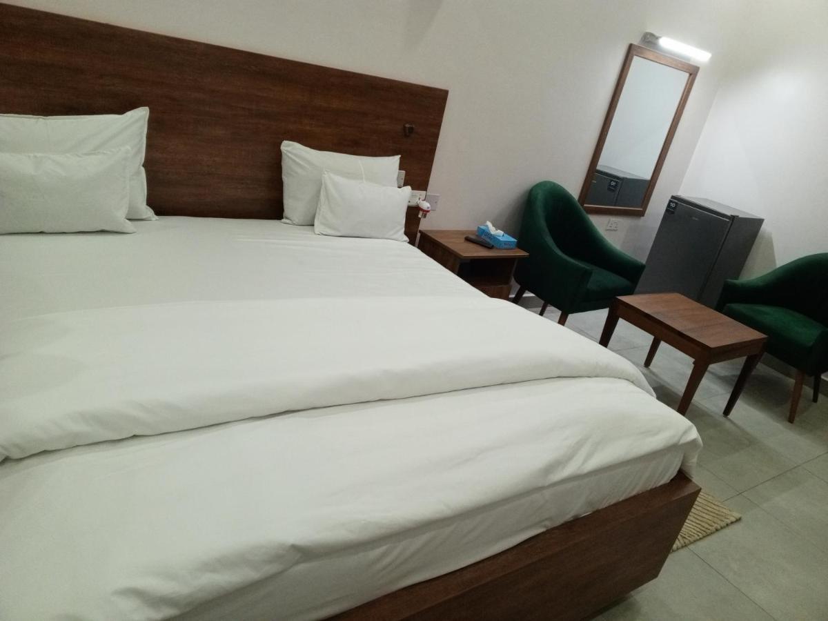 Ally Ngali Motel Kigali Exterior photo