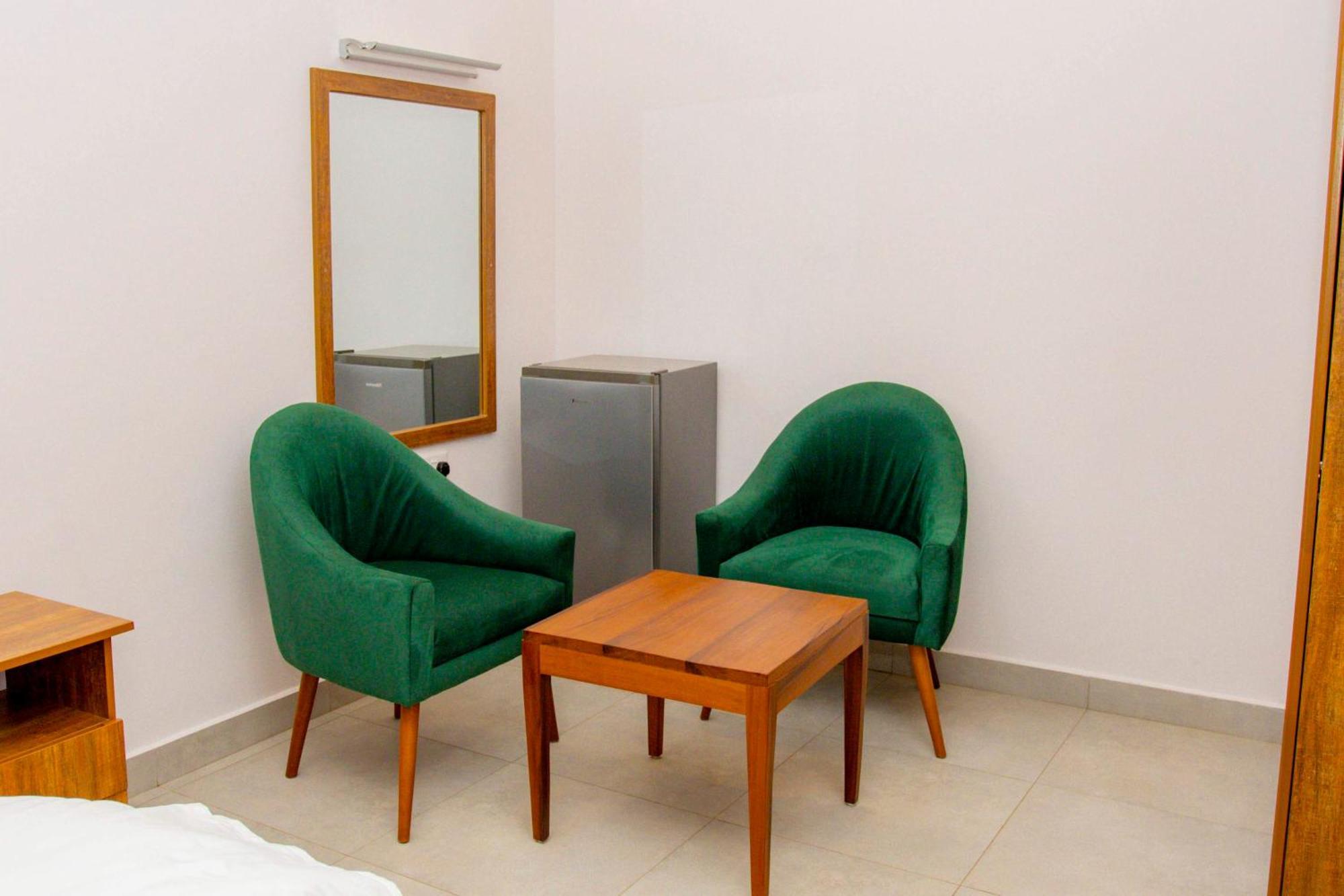 Ally Ngali Motel Kigali Exterior photo